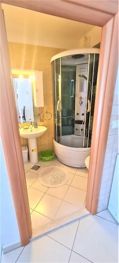 Apartman Scotti Kastela 0*,