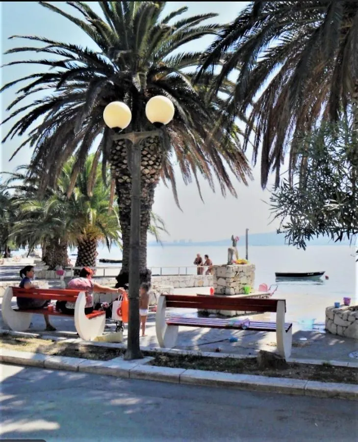 Apartment Apartman Scotti Kastela Croatia