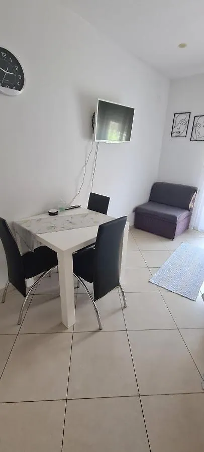 Apartman Scotti Kastela 0*,  Croatia