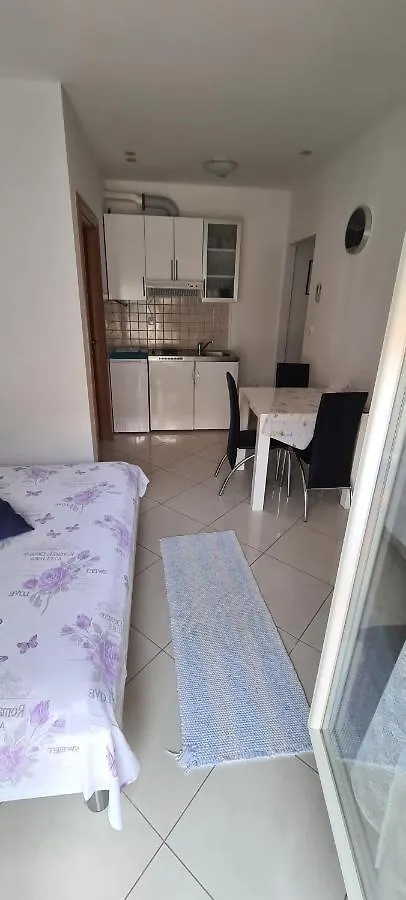 Apartment Apartman Scotti Kastela